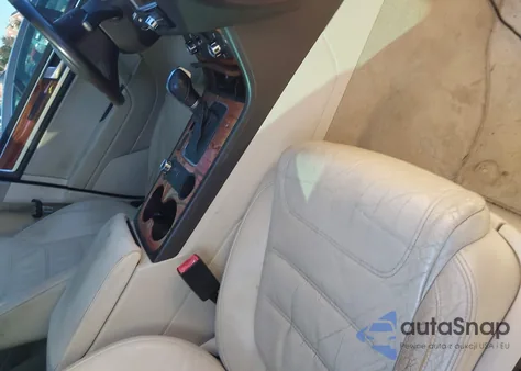 2011 Volkswagen Touareg Tdi Lux from USA, damaged, VIN WVGFK9BP9BD001514